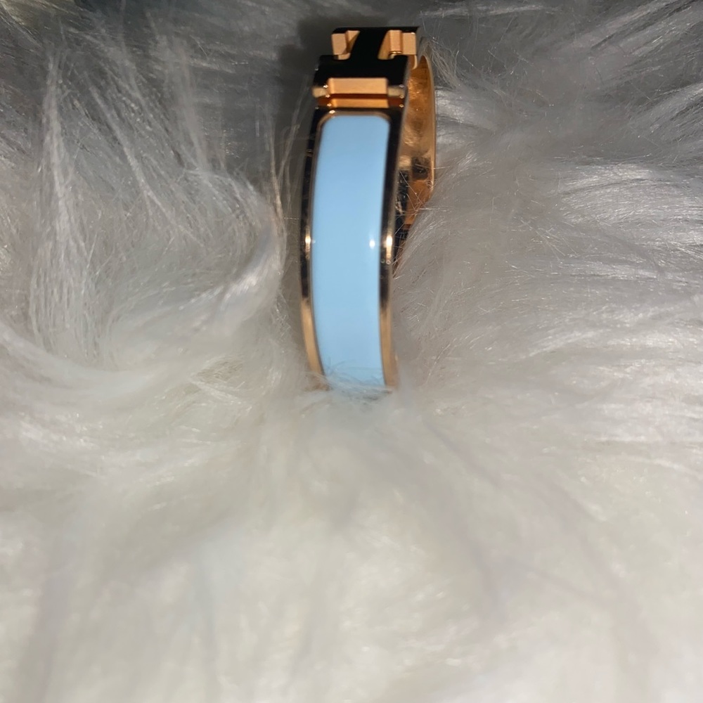 Hermes Clic H Bracelet - Picture 10 of 17